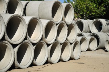 Beton pipes.