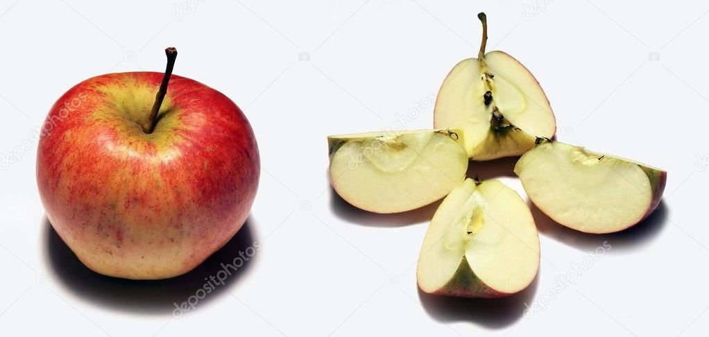 Apple and four slices of the apple