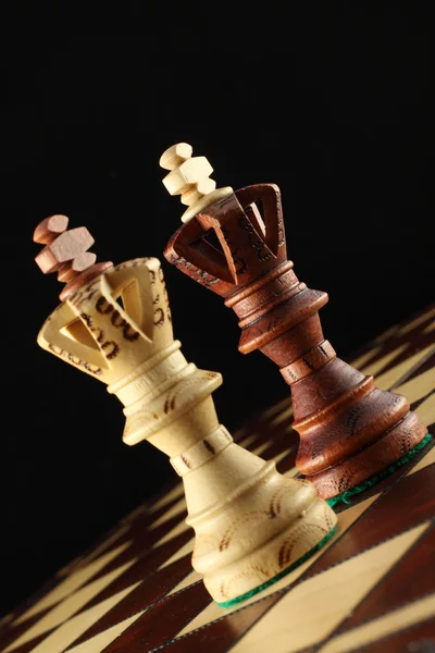 Two Kings on the chessboard. — Stock Photo, Image