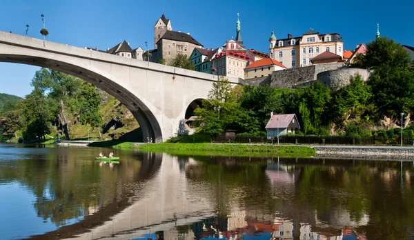 Loket chalastle no verão, República Checa Fotos De Bancos De Imagens Sem Royalties