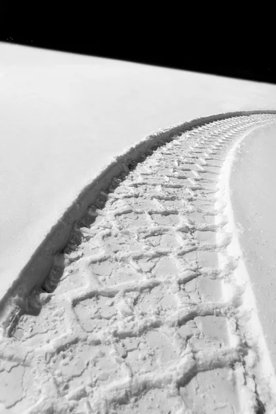 Трек у сніг — стокове фото