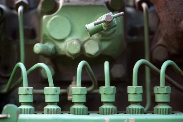 Injetores de combustível na máquina vintage — Fotografia de Stock