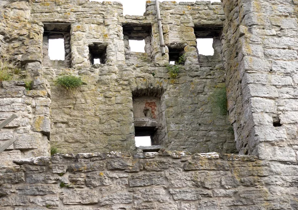 Średniowieczny mur otaczający — Zdjęcie stockowe