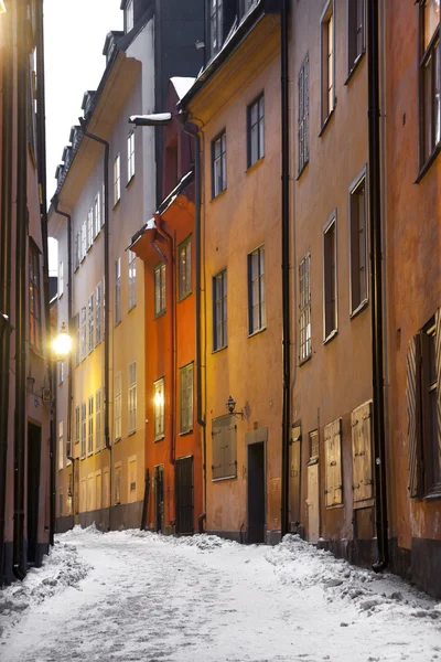 Enge Straße in Stockholm — Stockfoto