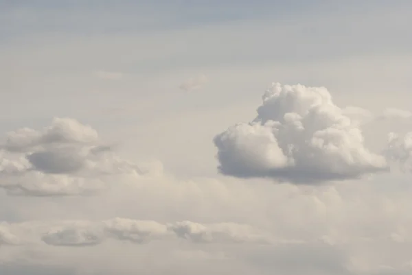 Puszyste chmury — Zdjęcie stockowe
