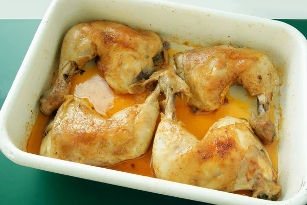Gambe di pollo al forno per cena — Foto Stock