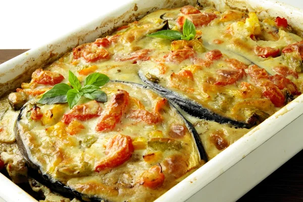 Aubergine with vegetable and sauce au gratin — Stock Photo, Image
