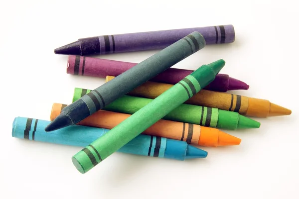 Многоцветные восковые карандаши для рисования — стоковое фото