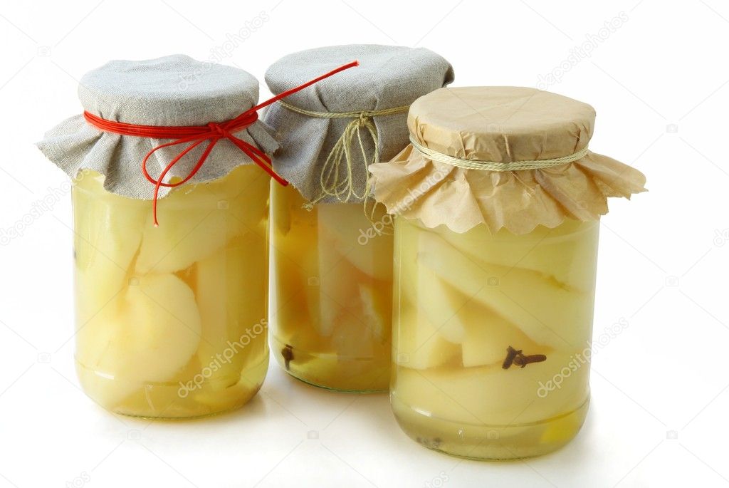 Pears compotes as preserves