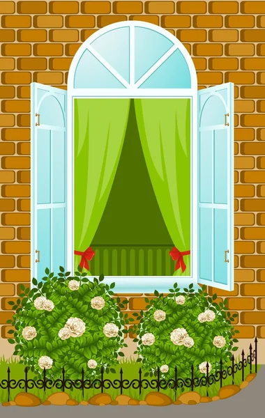 Hausfassade mit offenem Fenster — Stockfoto