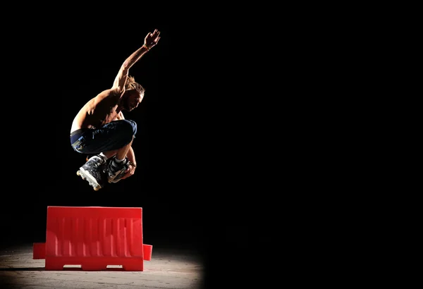 인라인 라이더 점프 — 스톡 사진