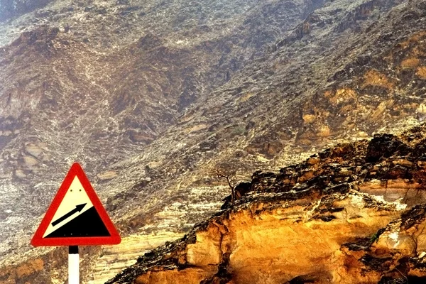 Meld u op een rotsachtige berg — Stockfoto