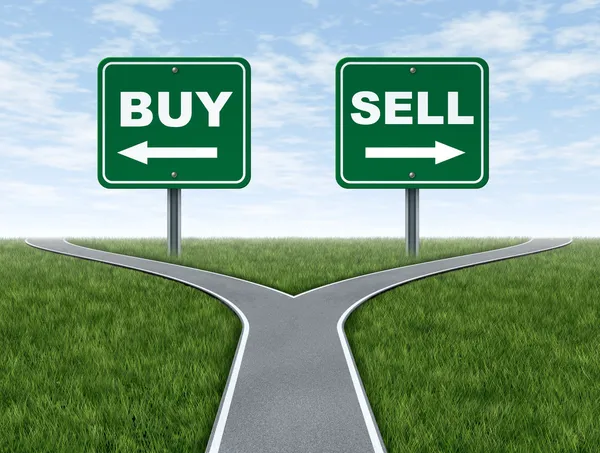 Покупка и продажа решений дилемма перекрестка — стоковое фото