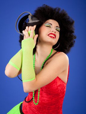 kulaklıklar ile disko kız