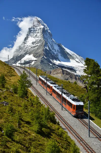 Gornergrat 기차와 마 테 호른입니다. 스위스 스톡 이미지