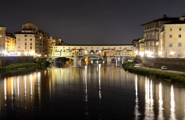 Ponte Vecchio, Florenz Nachtblick — Stockfoto