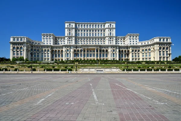 議会、ブカレスト、ルーマニアの宮殿 — ストック写真