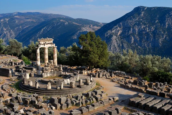 Athena pronaia sanctuary på delphi, Grekland Royaltyfria Stockbilder