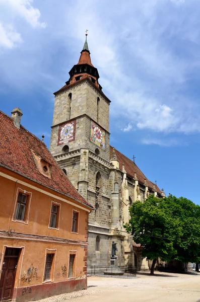 Iglesia negra en Brasov, Transilvania, Romania — Foto de Stock