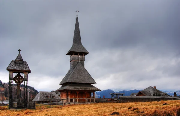 Houten kerk in Transsylvanië, Roemenië — Stockfoto