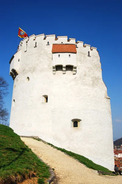 Torre Blanca, en la ciudad de Brasov, Rumania —  Fotos de Stock