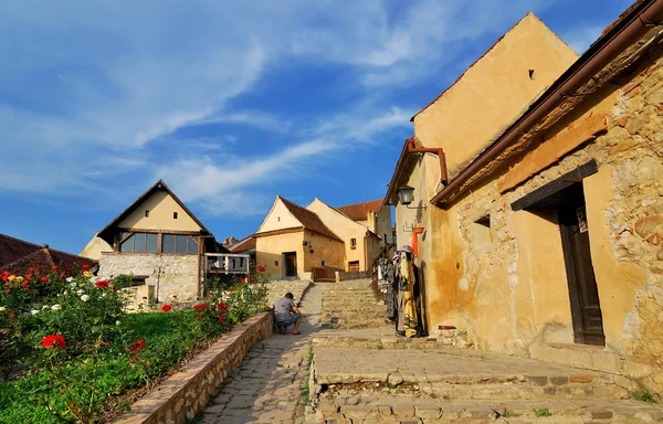 Rasnov fästning, smal gata, Transsylvanien — Stockfoto