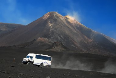 Avrupa, etna, Sicilya'en yüksek yanardağ