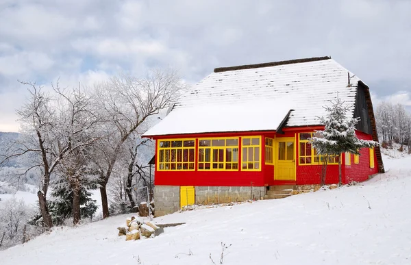 시골 집 겨울 풍경 — 스톡 사진