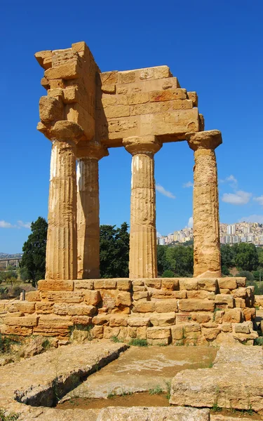 Templo Dioscuri de Agrigento, Sicilia — Foto de Stock