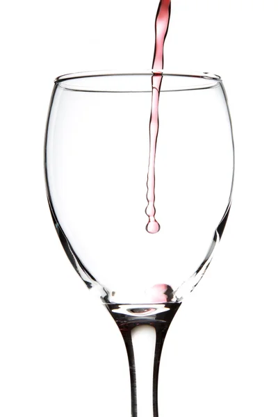Vin som hälls i glas — Stockfoto