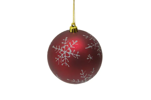 Bola roja de Navidad sobre fondo blanco — Foto de Stock