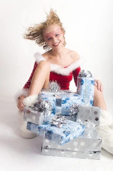 Donna di Natale con confezione regalo — Foto Stock