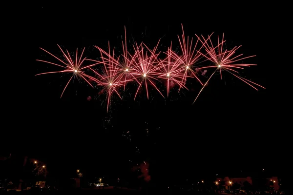Fuochi d'artificio nella notte — Foto Stock