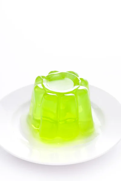 Зеленый желатин на блюде — стоковое фото