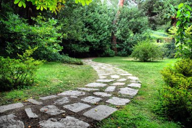 Madrid. Jardines del Campo del Moro (Campo del Moro bahçeleri.)