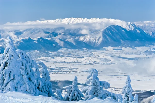 Montaña de invierno — Foto de Stock