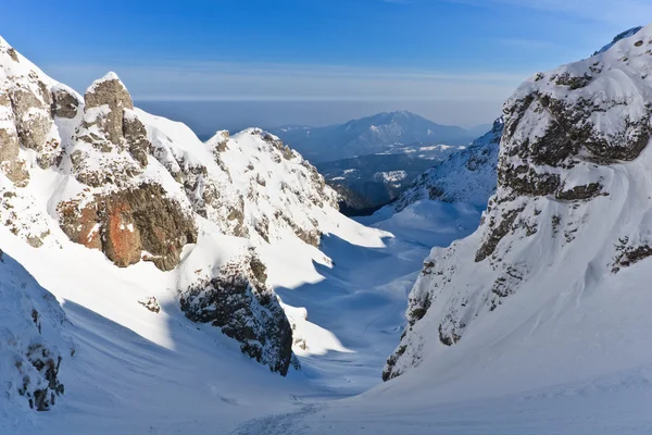 Kış dağ Vadisi — Stok fotoğraf