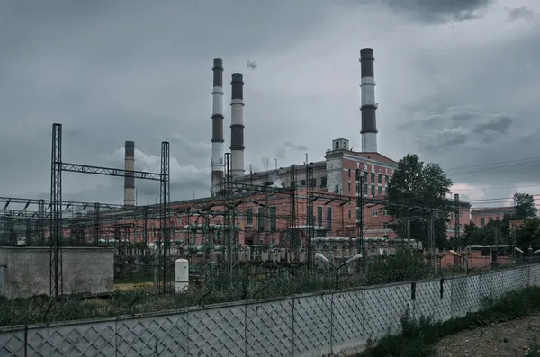 Horrível central eléctrica — Fotografia de Stock