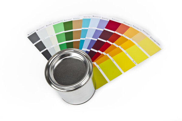 Farbe farbf:cher pinsel farbtopf renovieren heimwerker baumarkt
