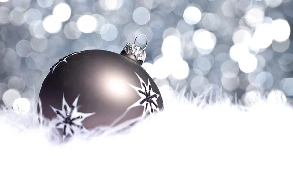 Weihnachten schnee eis schwarz stern winter kugel weihnachtsbaum — Zdjęcie stockowe