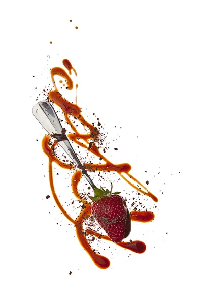 Schokolade flüssig sirup kunst Erdbeere löffel frucht — Stock Photo, Image
