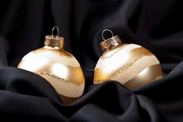 Weihnachten iarnă kugel weihnachtsbaum seide samt stoff aur — Fotografie, imagine de stoc