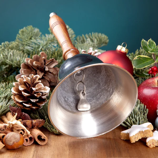 Weihnachtsmarkt advent Adventszeit glocke nikolaus — Stock Photo, Image