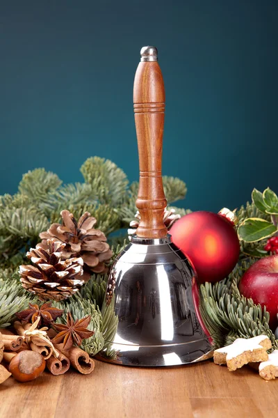 Weihnachtsmarkt advent Adventszeit glocke nikolaus — Stock Photo, Image