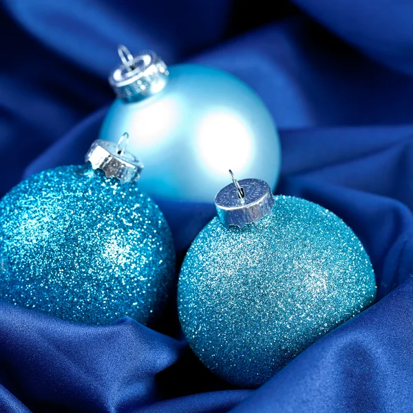 Weihnachten hiver kugel weihnachtsbaum seide samt stoff Blau — Photo