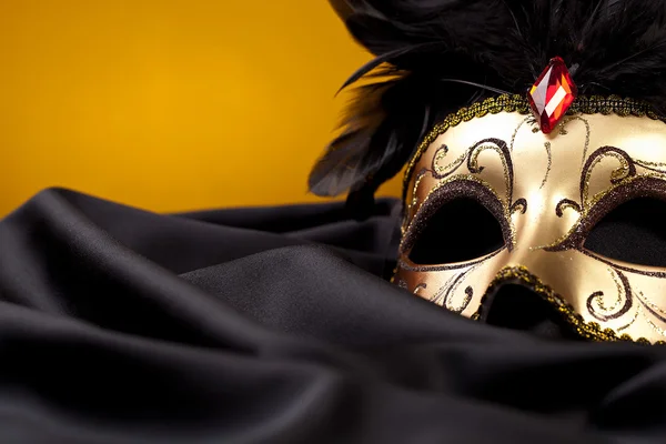 Maske venedig kostüm party weihnachten sylvester karneval seide — ストック写真