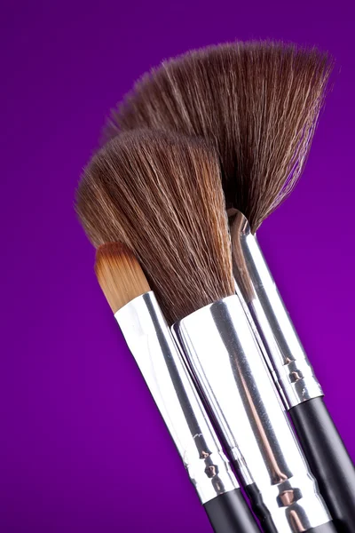 Pinsel puder paletta kosmetikerin alkotó schminken — Stock Fotó
