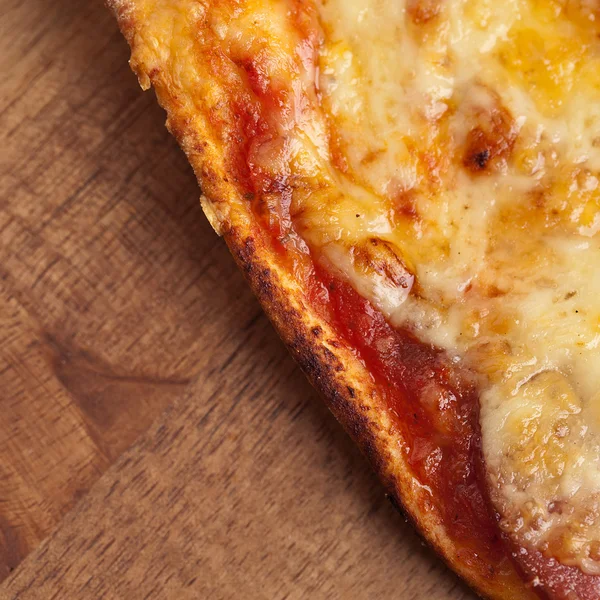 Pizzabrötchen pizzeria pizzaservice Lieferservice salami — Stock fotografie