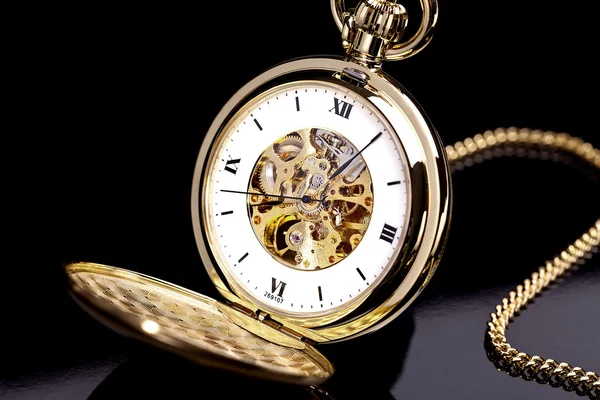 stock image Uhr taschenuhr gold uhrzeit zeiger countdown antik