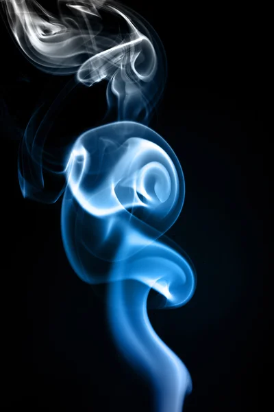 Mehrfarbig rauch qualm wellen formulier dampf rook zigarette — Stockfoto